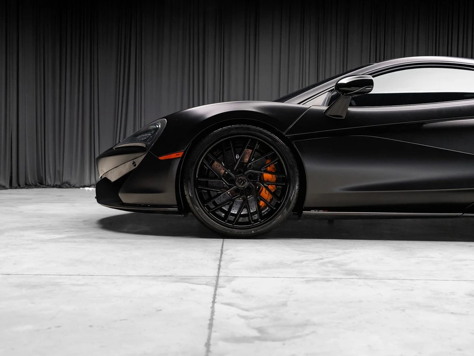 2016 McLaren 570S - Image 25 of 31