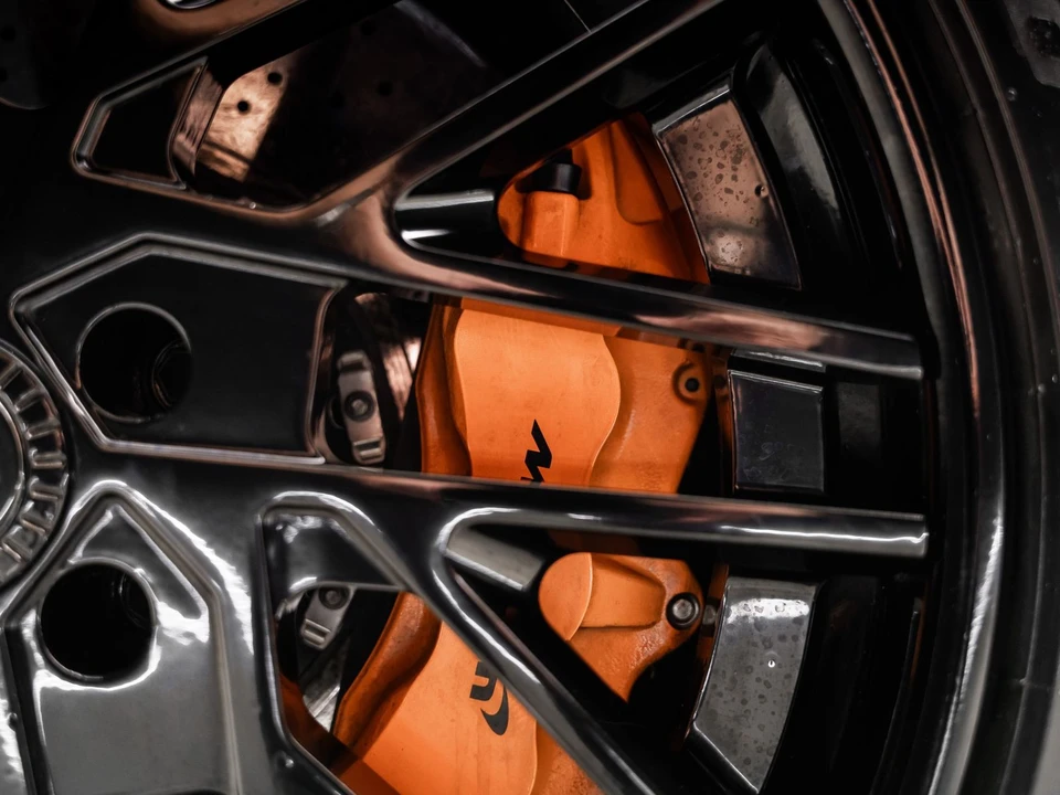 2016 McLaren 570S - Image 26 of 31