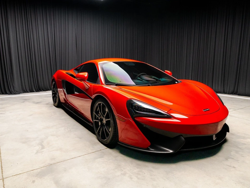 2016 McLaren 570S - Image 11 of 21