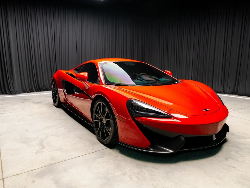2016 McLaren 570S - Image 11 of 12