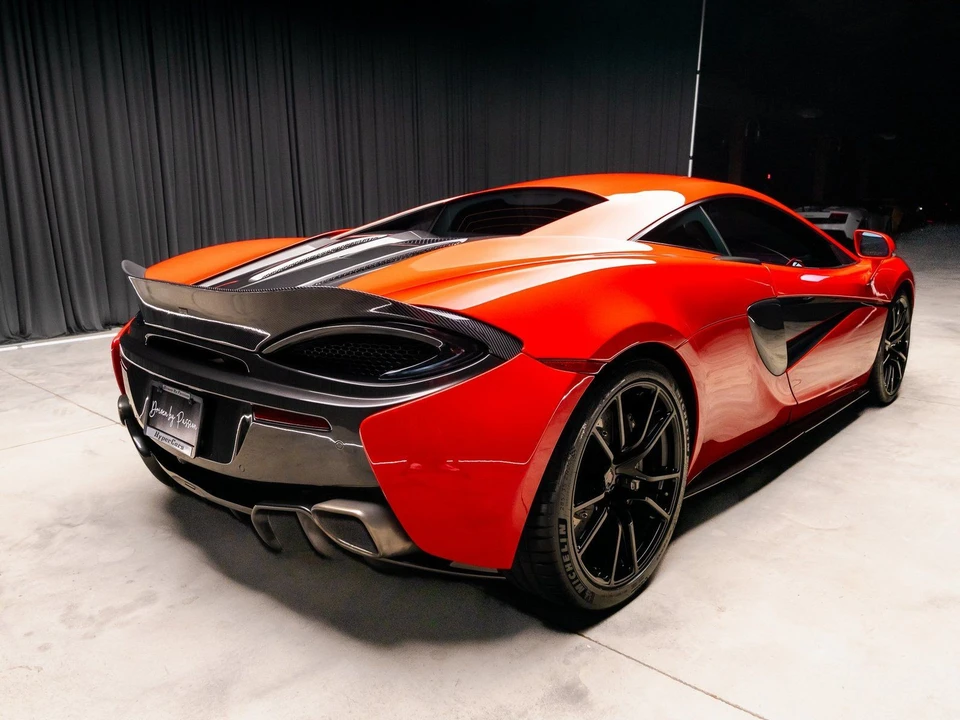 2016 McLaren 570S - Image 17 of 21