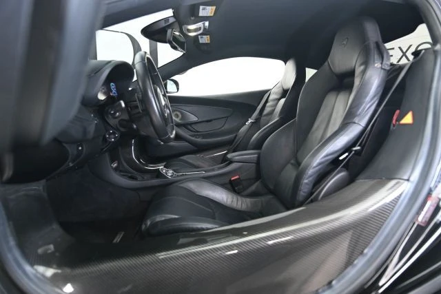 2016 McLaren 570S - Image 3 of 25
