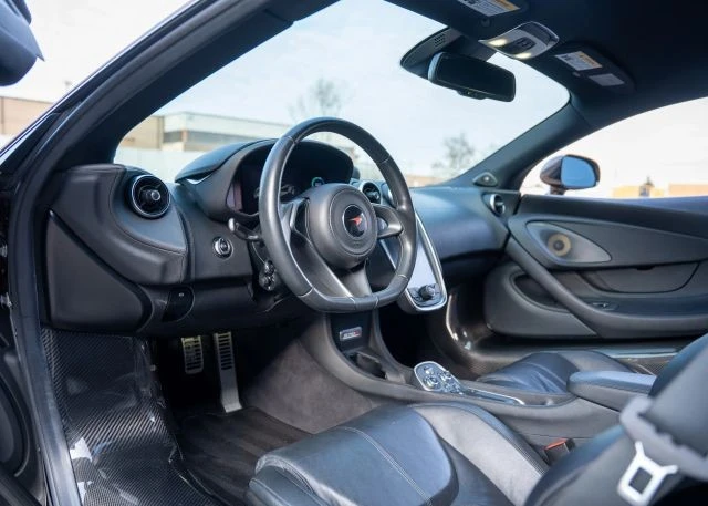 2016 McLaren 570S - Image 2 of 18
