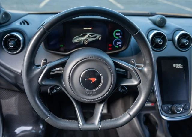 2016 McLaren 570S - Image 15 of 18