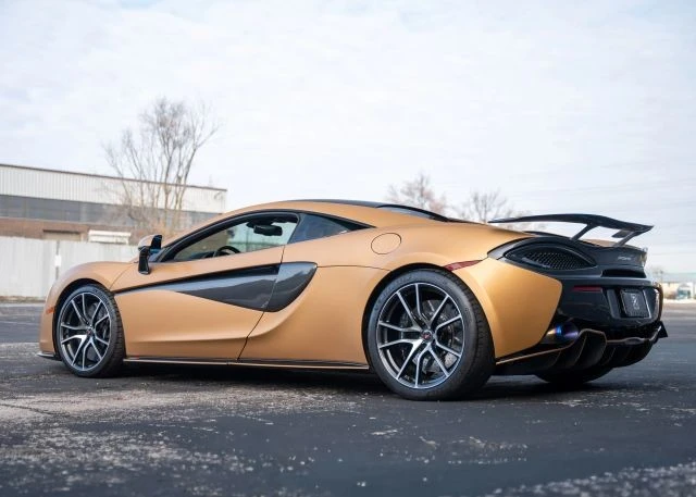 2016 McLaren 570S - Image 11 of 18