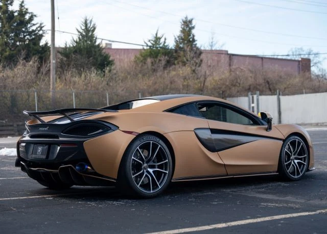 2016 McLaren 570S - Image 4 of 18