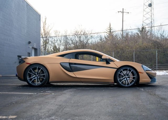 2016 McLaren 570S - Image 9 of 18