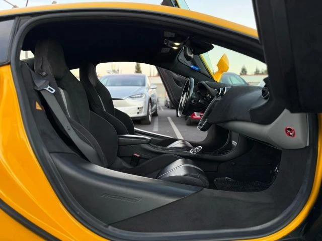2016 McLaren 570S - Image 18 of 21