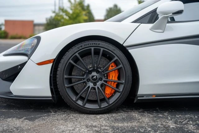 2016 McLaren 570S - Image 4 of 21