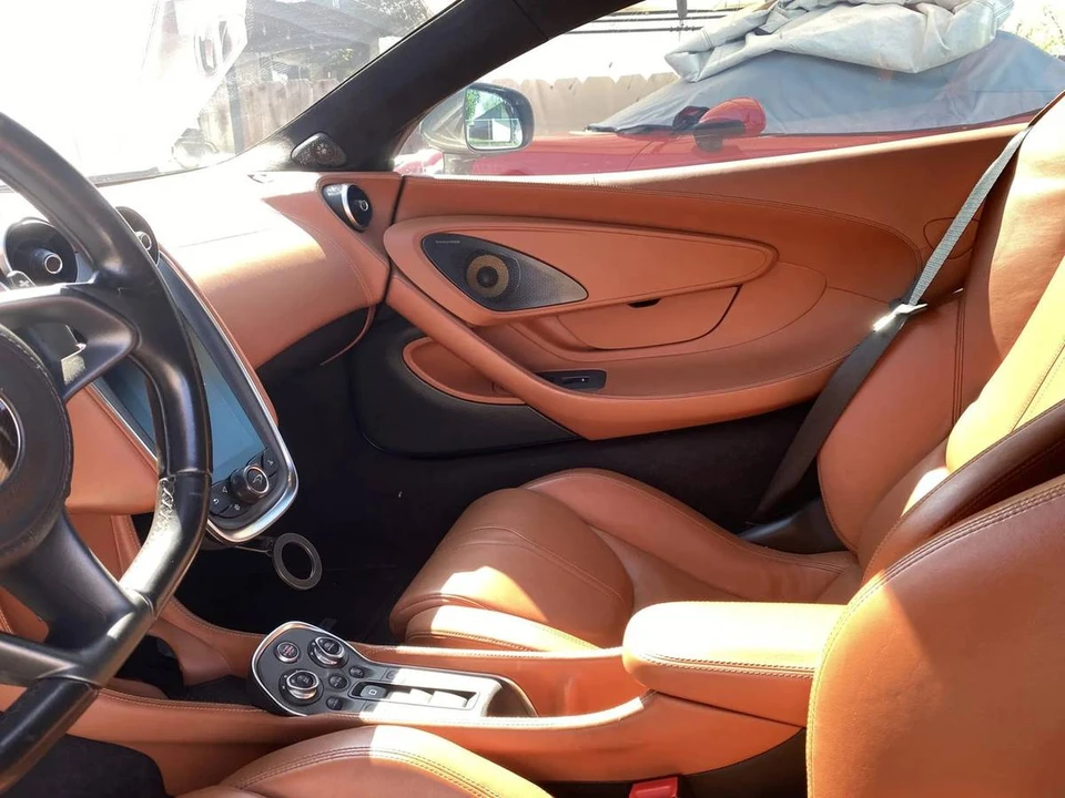 2016 McLaren 570S - Image 12 of 15