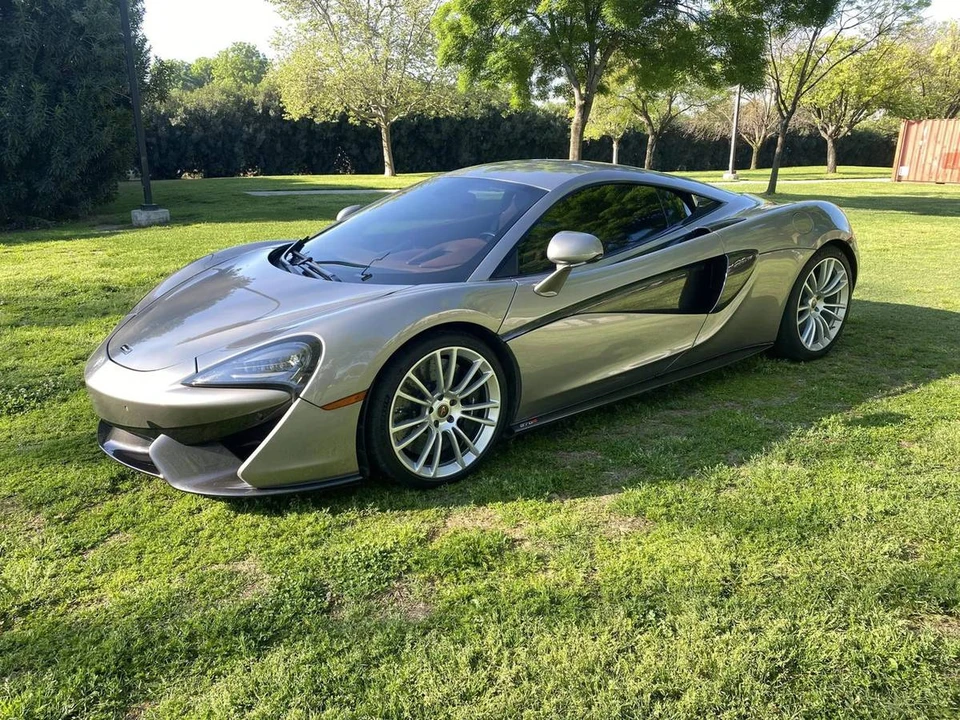 2016 McLaren 570S - Image 5 of 15