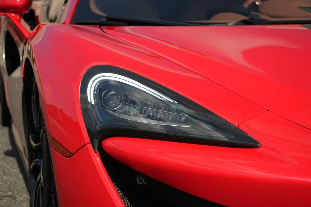 2016 McLaren 570S - Image 6 of 7