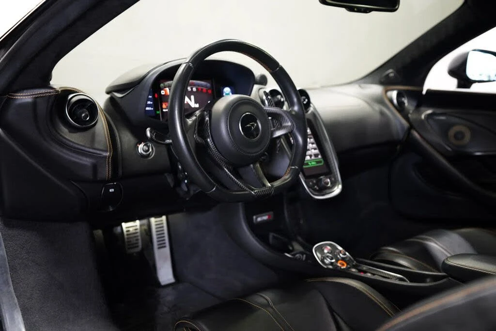 2016 McLaren 570S - Image 23 of 31
