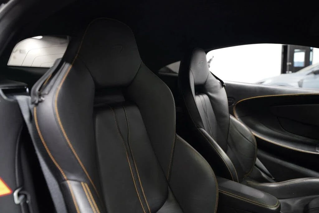 2016 McLaren 570S - Image 30 of 31