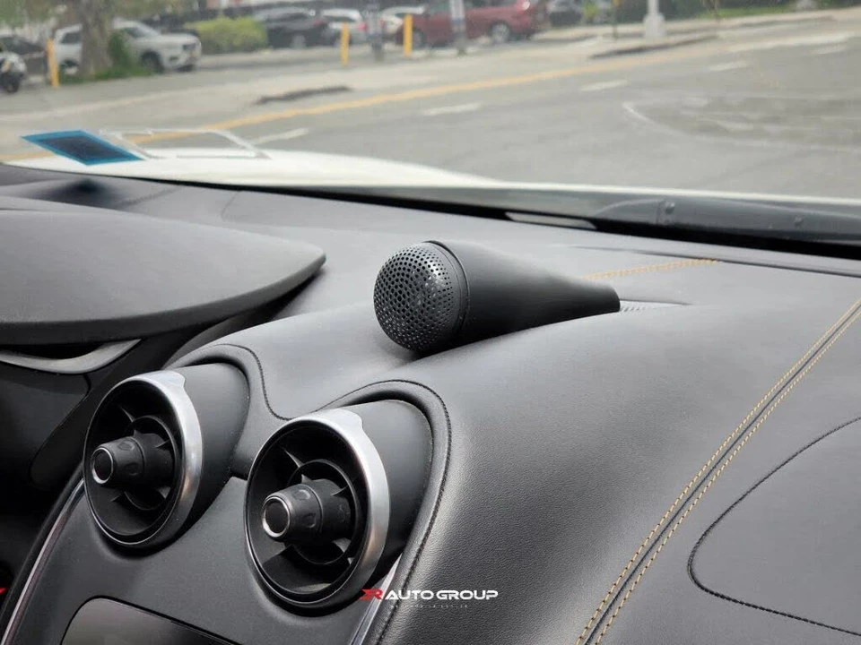 2016 McLaren 570S - Image 19 of 26