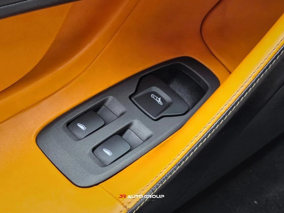 2016 McLaren 570S - Image 23 of 26