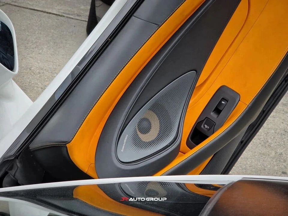 2016 McLaren 570S - Image 26 of 26