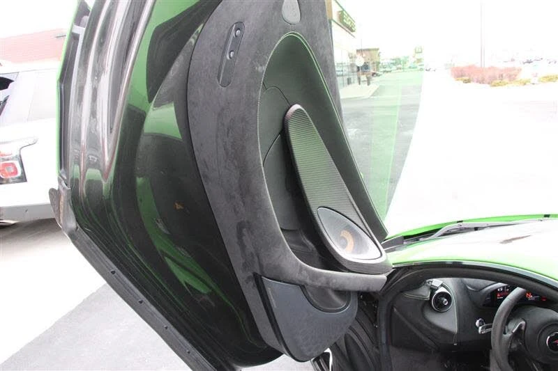 2016 McLaren 570S - Image 22 of 31