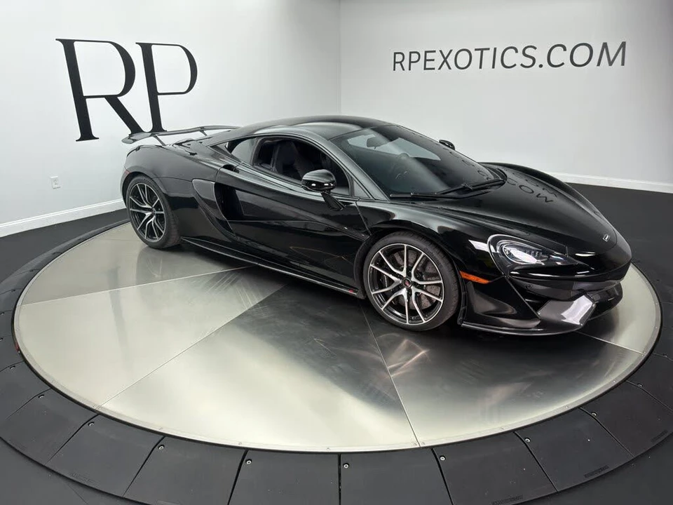 2016 McLaren 570S - Image 11 of 25
