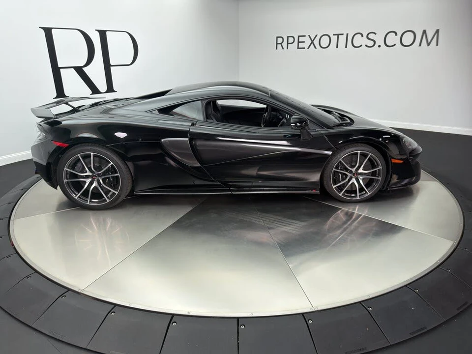 2016 McLaren 570S - Image 10 of 25