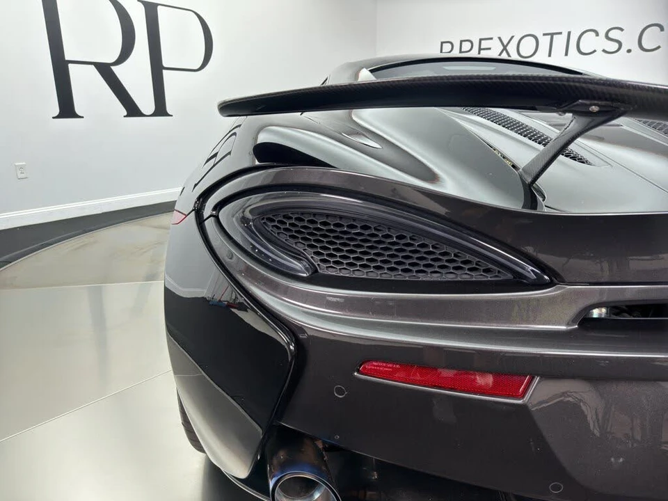 2016 McLaren 570S - Image 15 of 25