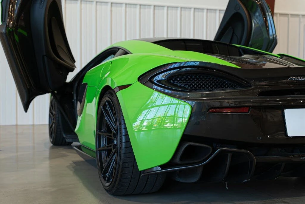 2016 McLaren 570S - Image 23 of 31