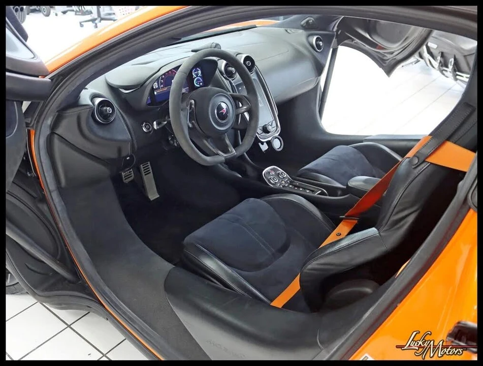 2016 McLaren 570S - Image 28 of 31