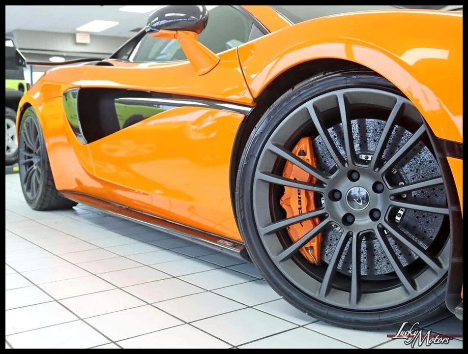 2016 McLaren 570S - Image 6 of 31