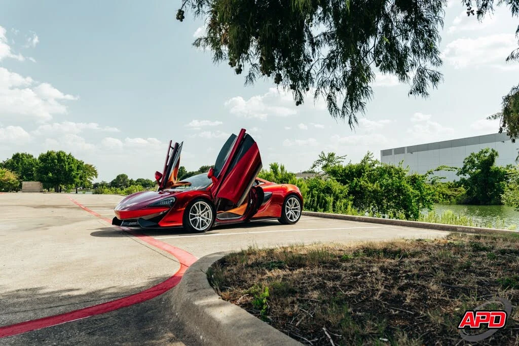 2016 McLaren 570S - Image 25 of 31