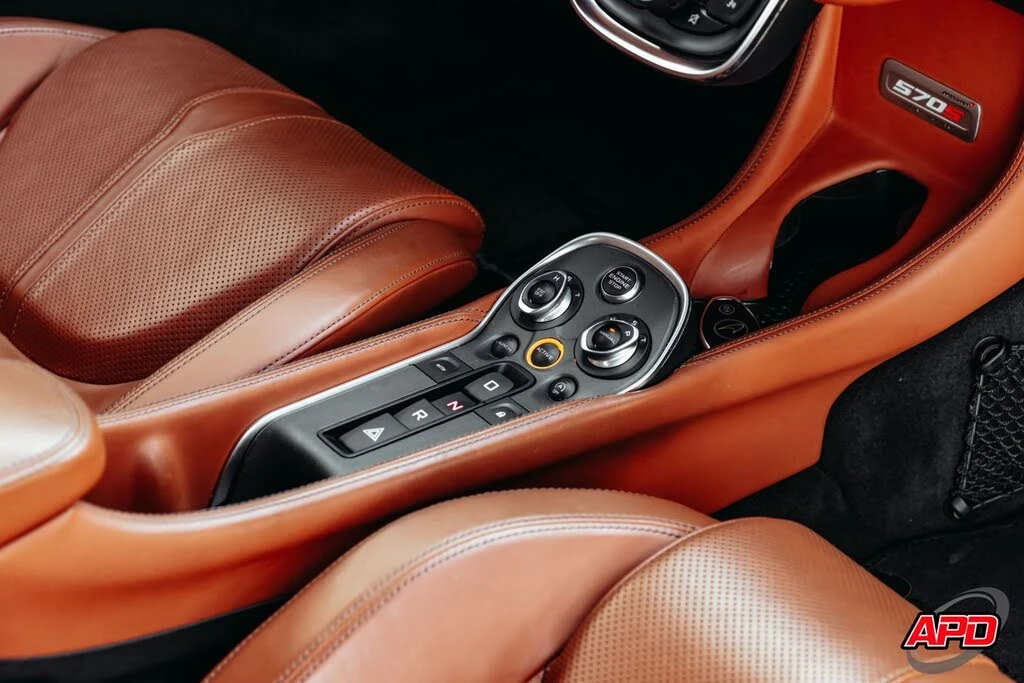 2016 McLaren 570S - Image 30 of 31
