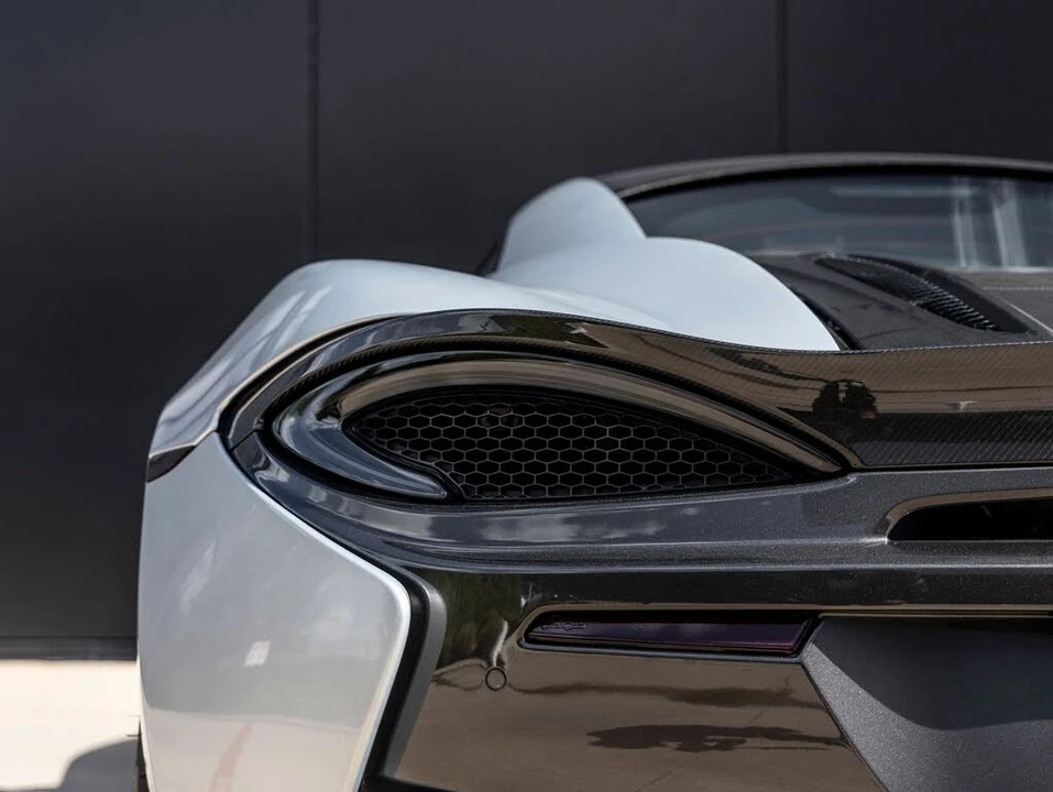 2016 McLaren 570S - Image 13 of 31