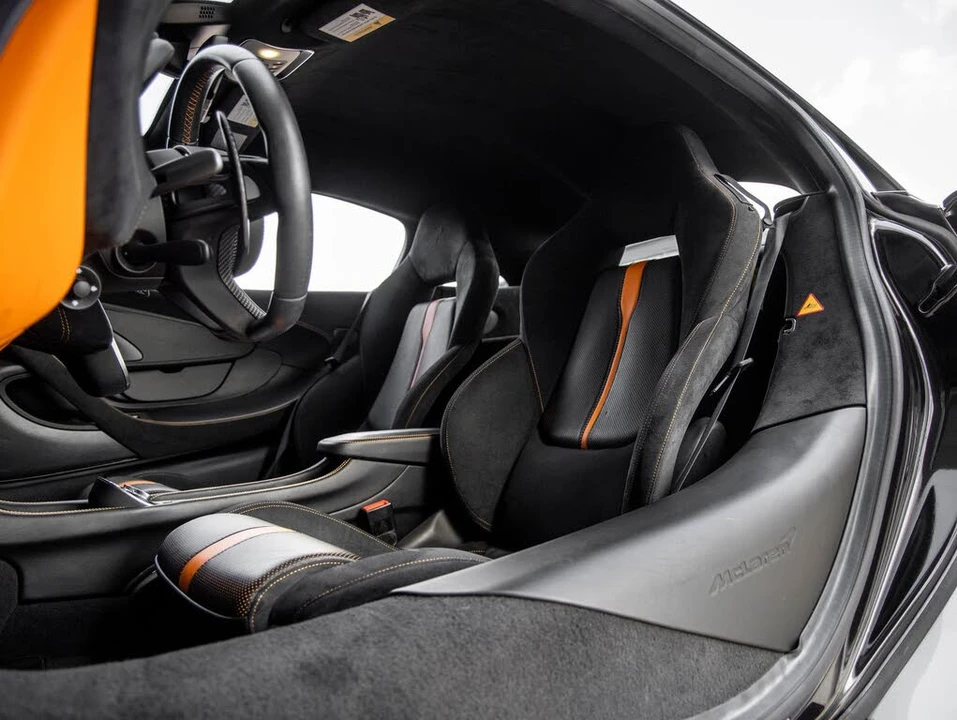 2016 McLaren 570S - Image 30 of 31