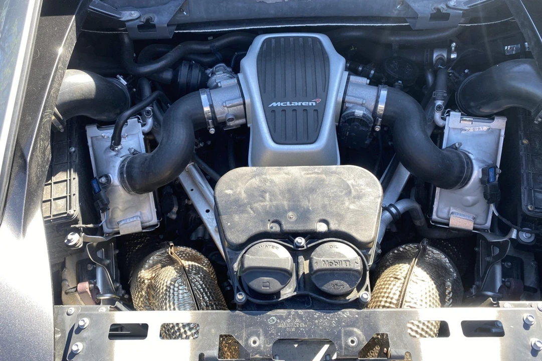 2016 McLaren 570S - Image 6 of 6