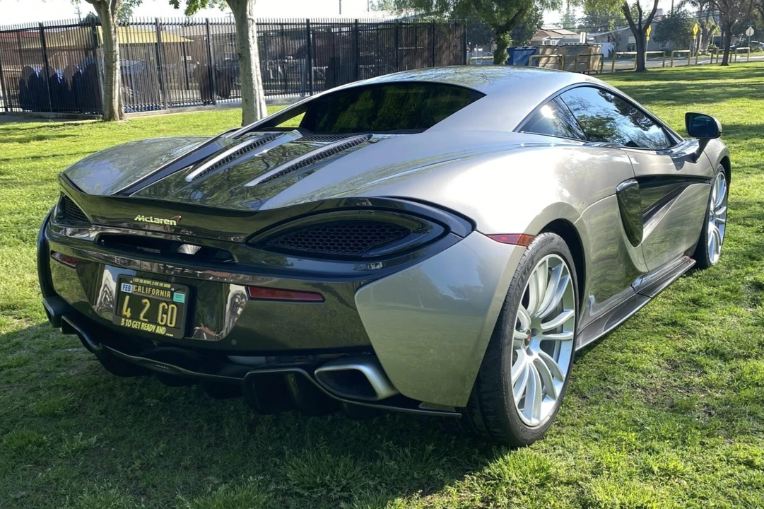 2016 McLaren 570S - Image 2 of 6