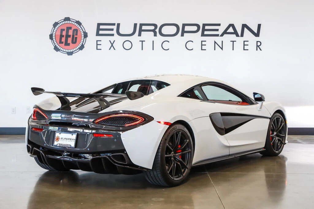 2016 McLaren 570S - Image 14 of 31