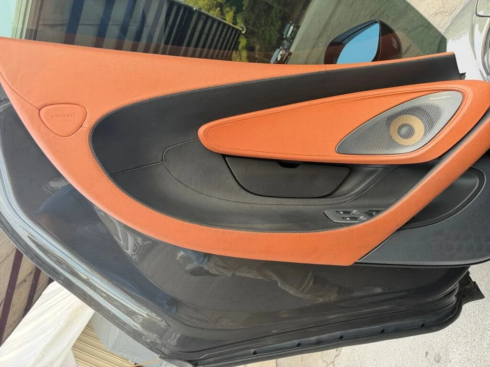 2016 McLaren 570S - Image 13 of 31