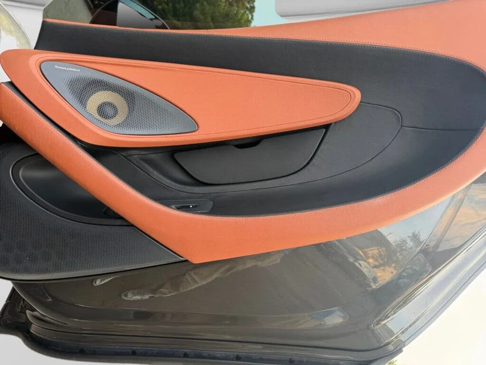 2016 McLaren 570S - Image 24 of 31