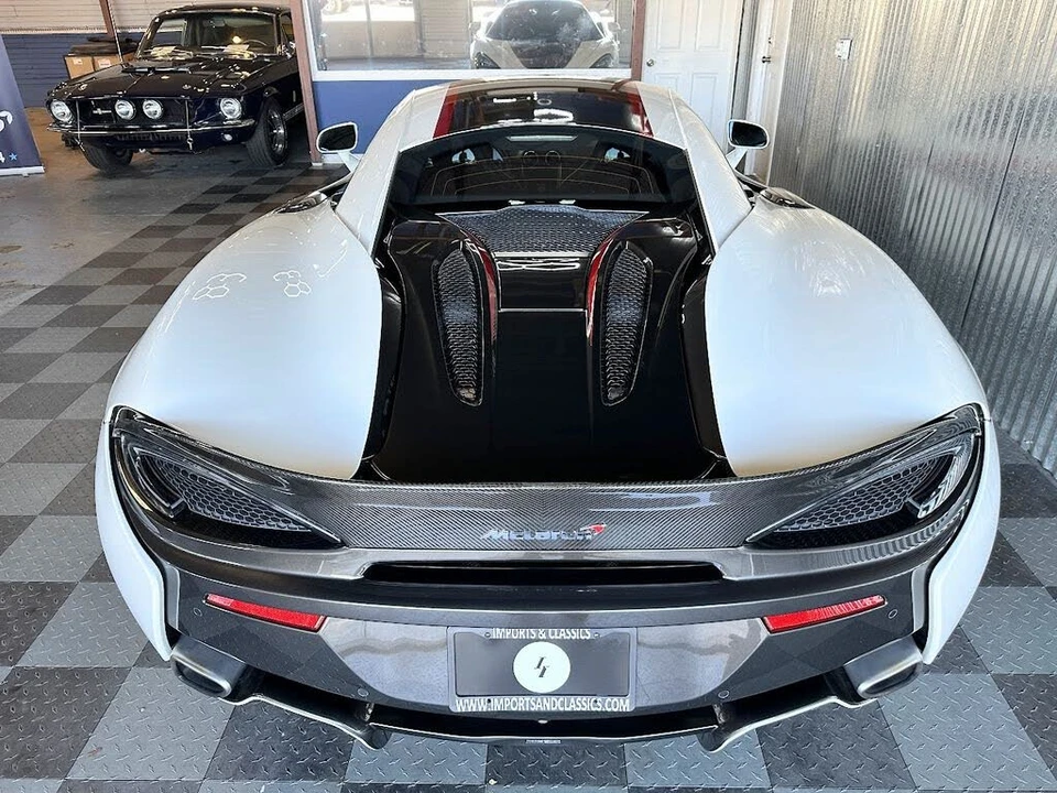 2016 McLaren 570S - Image 21 of 31
