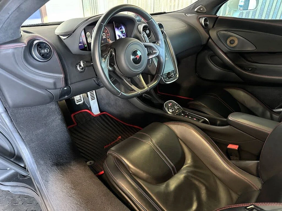 2016 McLaren 570S - Image 29 of 31