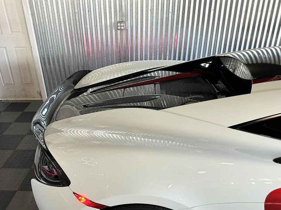 2016 McLaren 570S - Image 26 of 31