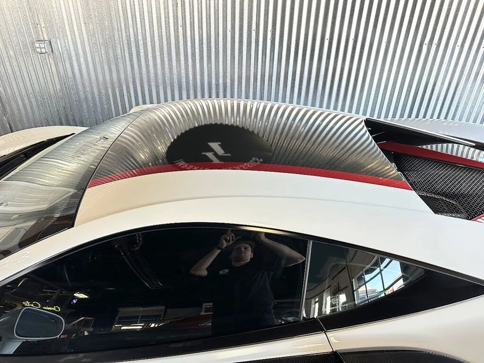 2016 McLaren 570S - Image 24 of 31