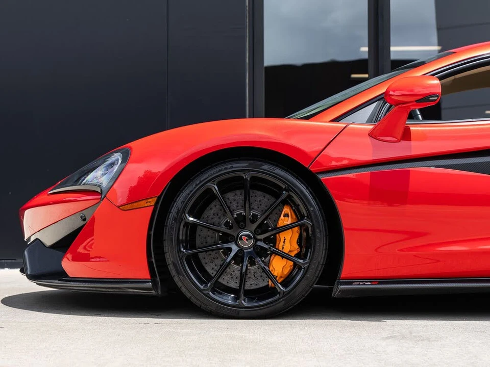 2016 McLaren 570S - Image 13 of 31