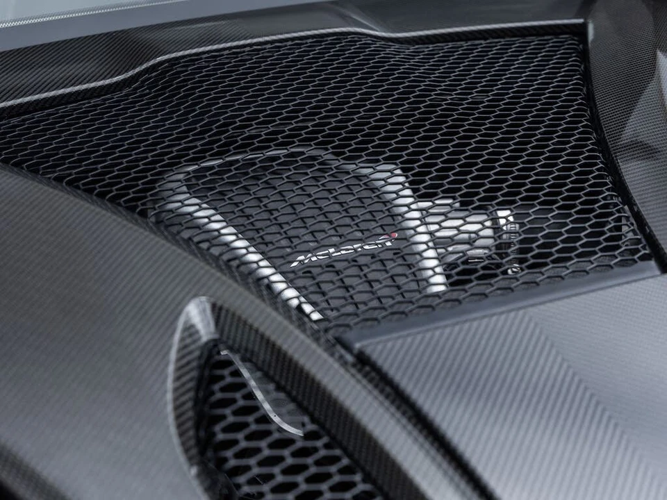 2016 McLaren 570S - Image 31 of 31