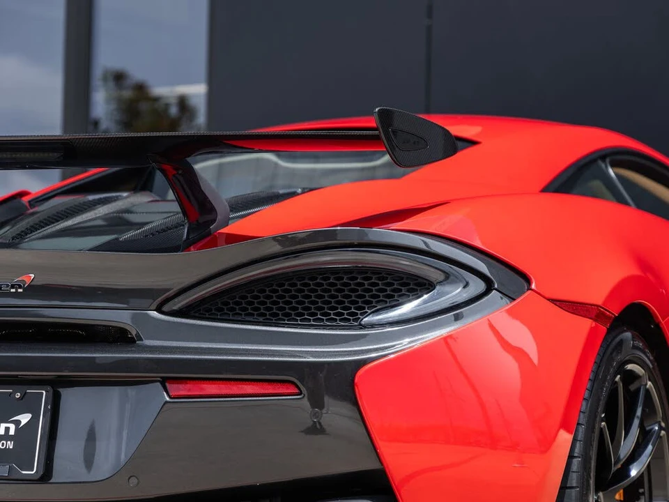 2016 McLaren 570S - Image 19 of 31
