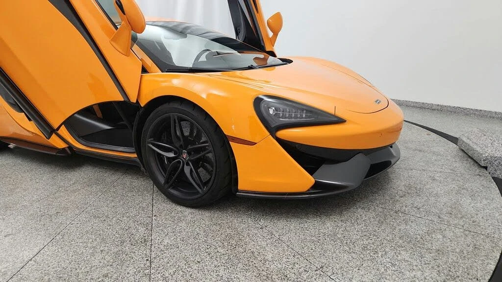 2016 McLaren 570S - Image 25 of 31