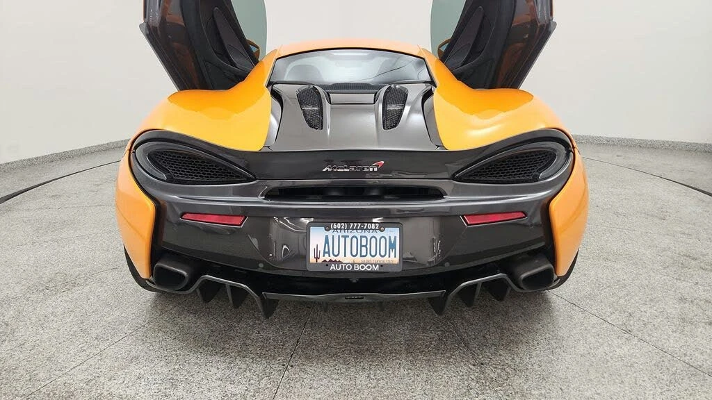 2016 McLaren 570S - Image 17 of 31