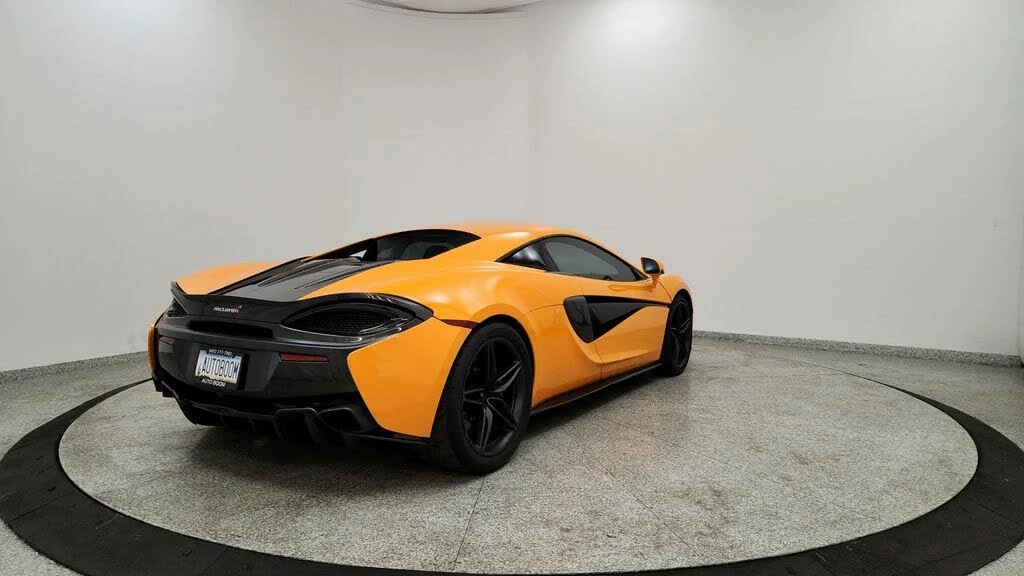 2016 McLaren 570S - Image 5 of 31