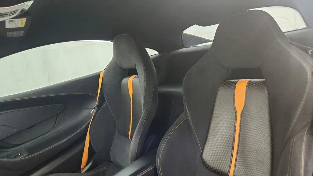 2016 McLaren 570S - Image 30 of 31