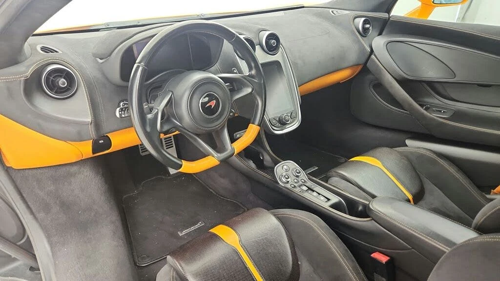 2016 McLaren 570S - Image 29 of 31
