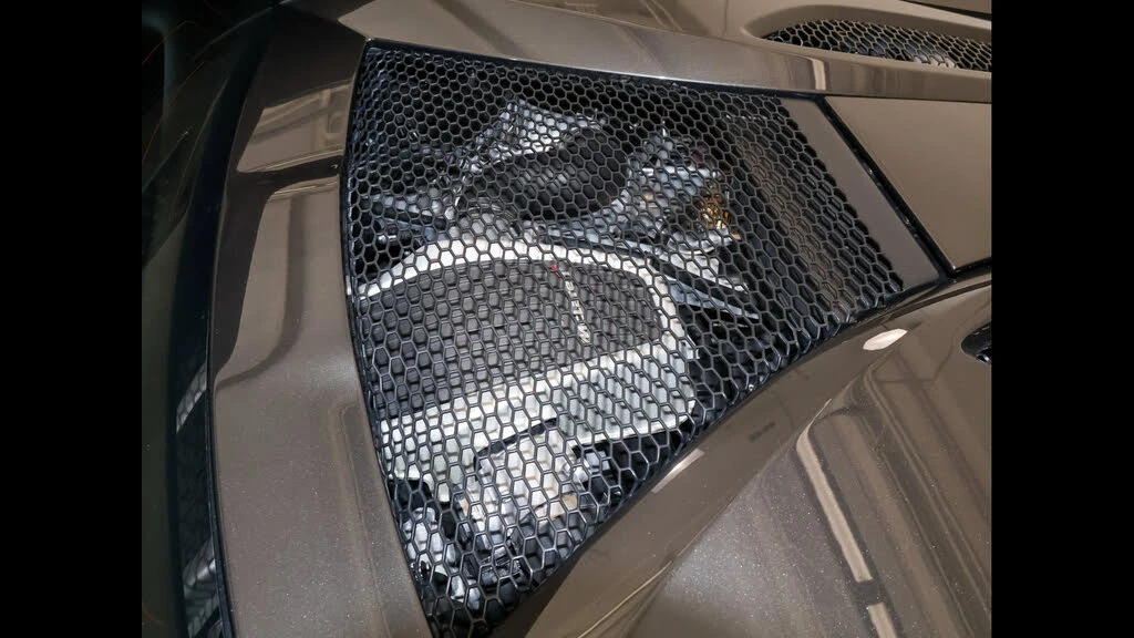 2016 McLaren 570S - Image 31 of 31